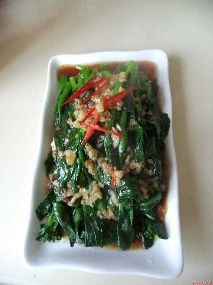 菜心怎么做（菜心清洗预留的做法步骤）