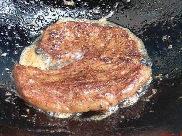 牛扒怎么做(煎牛排的做法_健康频道)