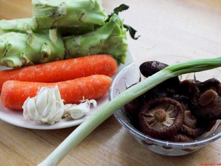 三丁怎么炒(蔬菜的营养素不可低估_健康频道)