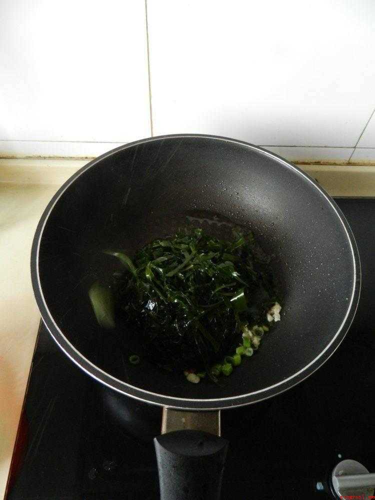 怎么炒海带丝(海带是一种营养丰富的食用)