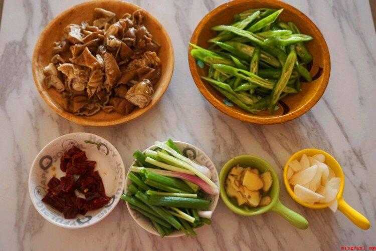 卤肥肠怎么炒好吃