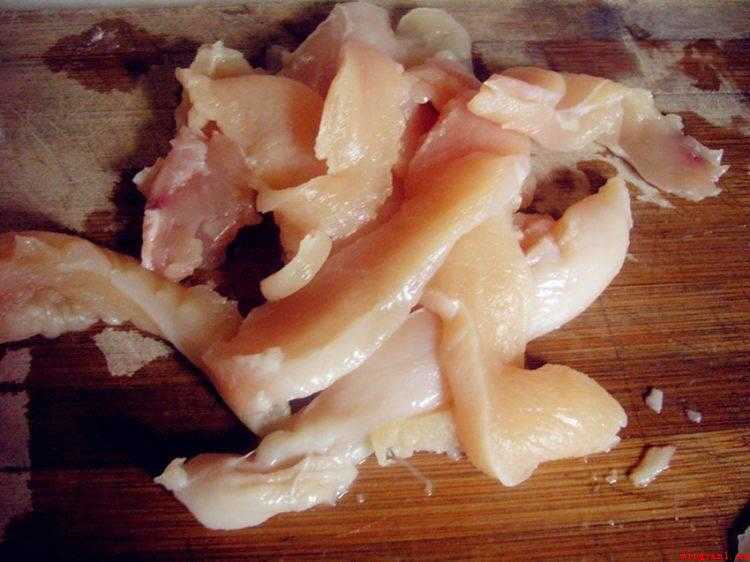 香酥鸡块的做法和腌料(黑椒鸡肉切成块状的做法)