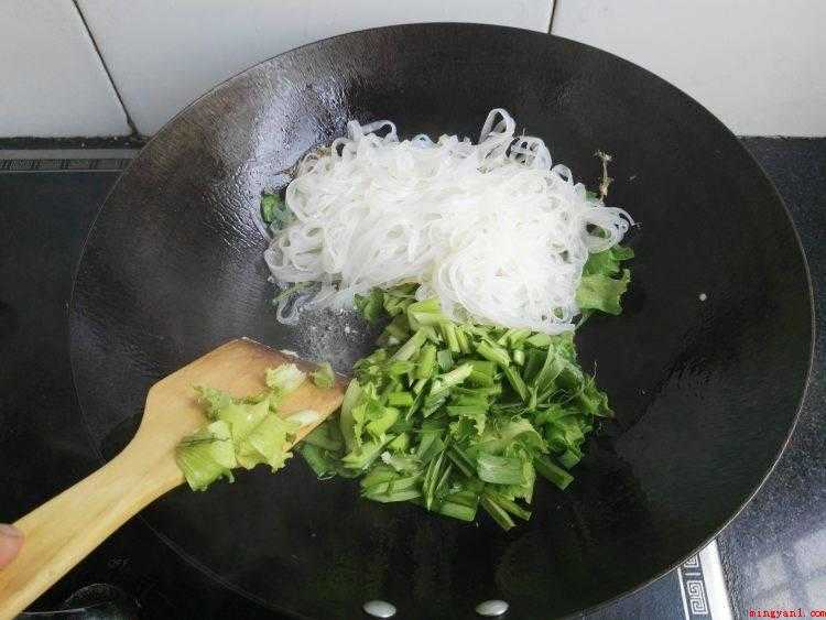 怎么炒河粉(干河粉怎么做才能做好吃)