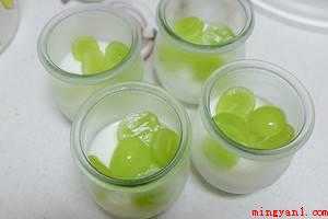 葡萄奶冻怎么做