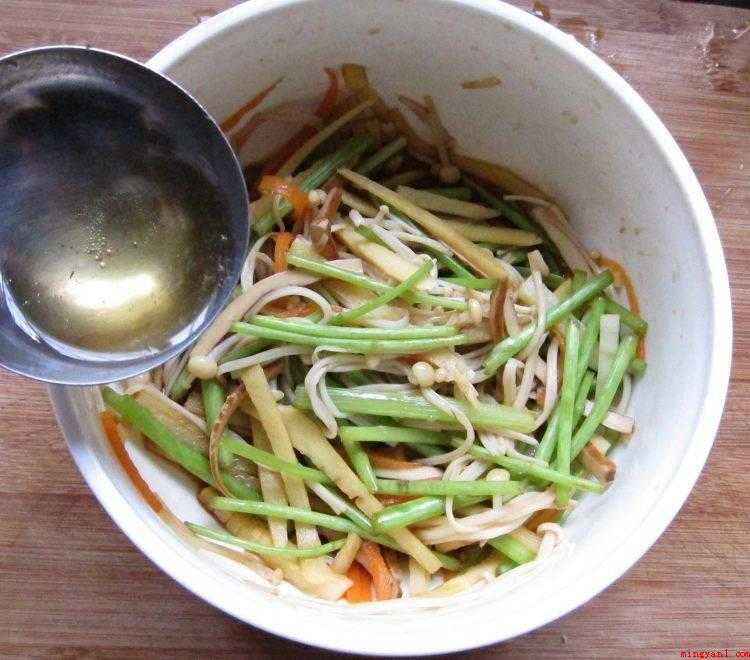 怎么炒芦蒿(碧如玉针,嫩不须嚼,良于他方所出)