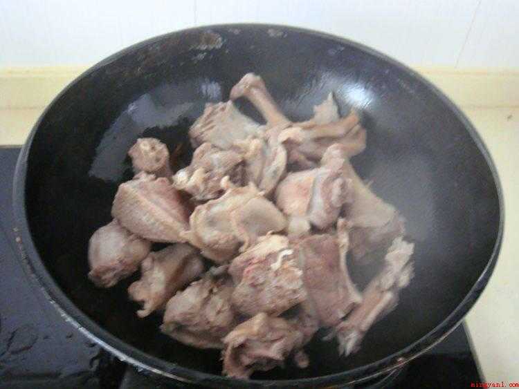鹅肉怎么炒