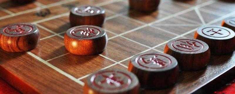 象能过楚河汉界吗(中国象棋规则规定:相(象)不能过河)