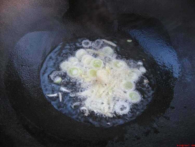 馇子怎么炒(蛤蜊的做法步骤图,怎么做好吃)