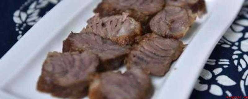 宝肋肉什么位置（猪脊椎骨内侧。宝肋肉又叫里脊肉,里脊分为内外两种,带皮的为外）