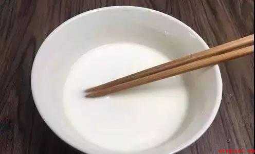 炸小龙虾的油怎么处理(炸小龙虾的油处理方法及注意事项)