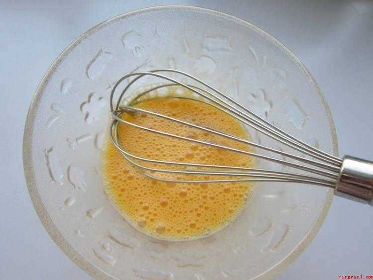 黄皮南瓜怎么做好吃(南瓜、生鸡蛋、食用油、面包糠、木薯淀粉、盐)