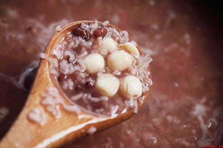 红豆粥需要哪些材料(端离炉灶的食材准备 )