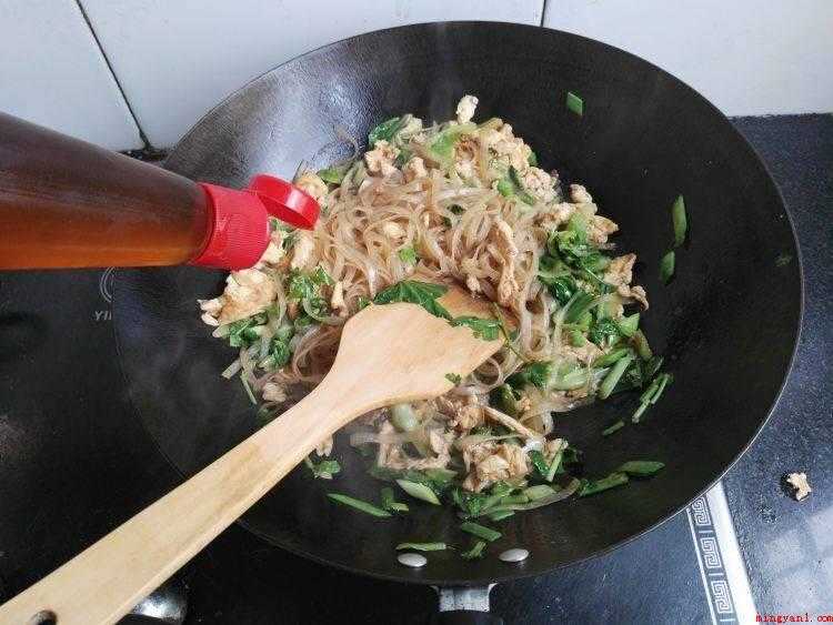 怎么炒河粉(干河粉怎么做才能做好吃)