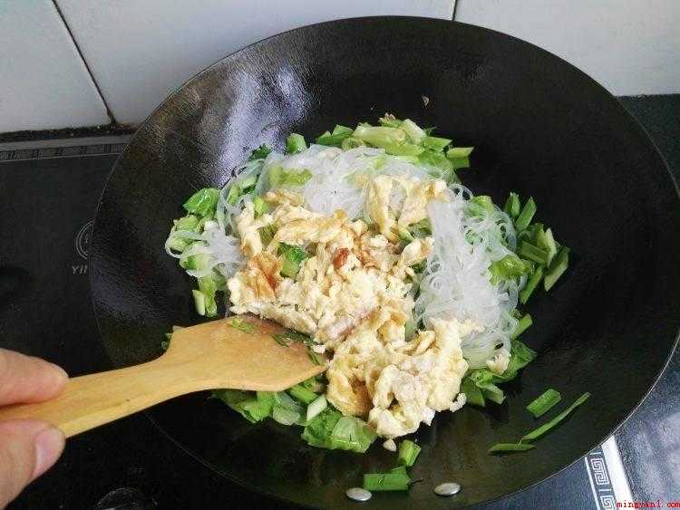 怎么炒河粉(干河粉怎么做才能做好吃)