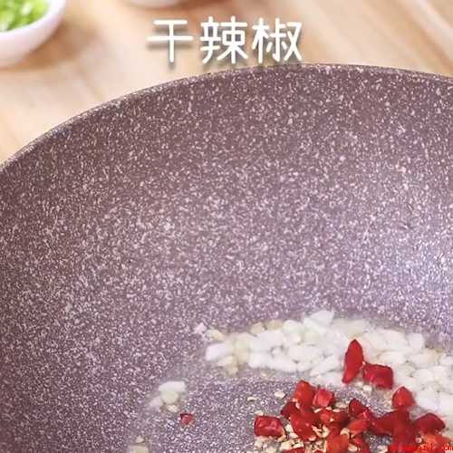 速冻牙签肉炸几分钟(速冻牙签肉炸3~4分钟)