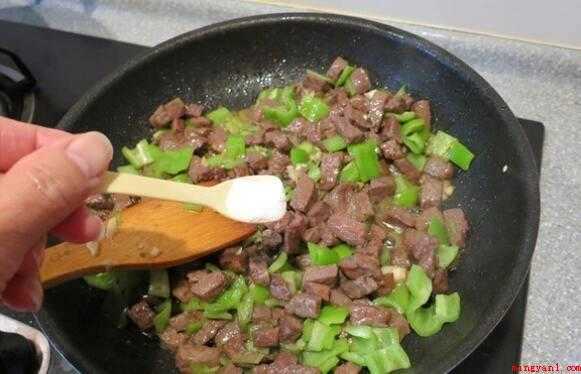 牛肉粒怎么炒