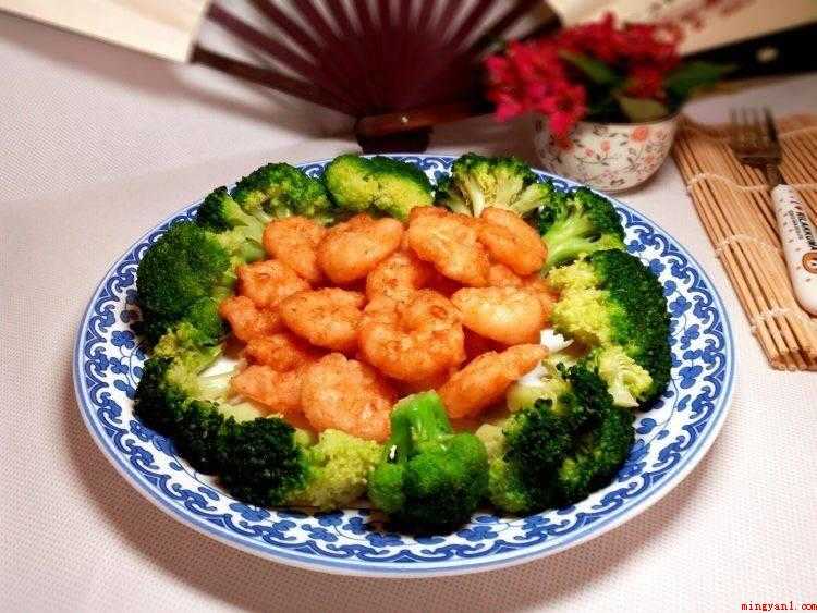 干虾仁太硬怎么做好吃(虾仁中添加少量盐和米酒腌渍一会)