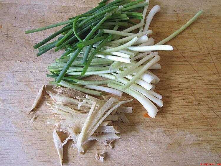 绿豆牙莱怎么炒好吃(绿豆芽的做法_健康频道)