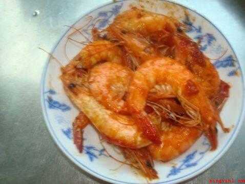 番茄炒大虾怎么做