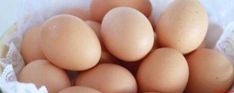 鸡蛋在冰箱可以保存多长时间（一般冬天房间内常温下鸡蛋能放15天上下）
