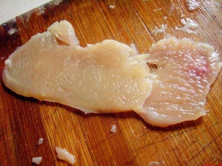 香酥鸡块的做法和腌料(黑椒鸡肉切成块状的做法)