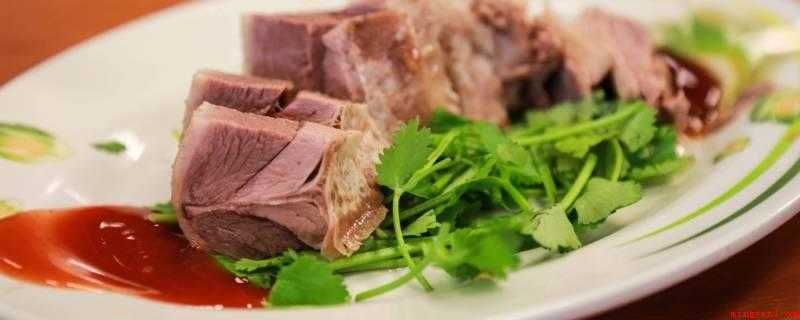 鸭肉不能与什么同食(吃鸭子的时候不建议和其他性寒食物一起吃)
