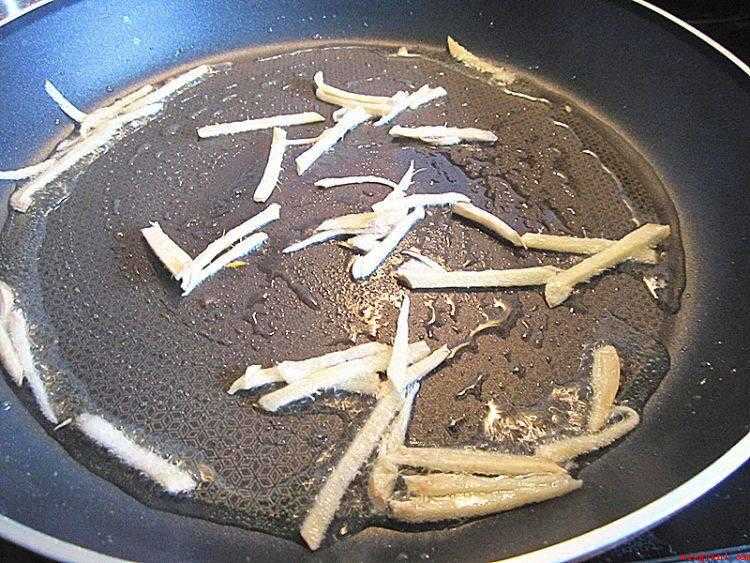 绿豆牙莱怎么炒好吃(绿豆芽的做法_健康频道)