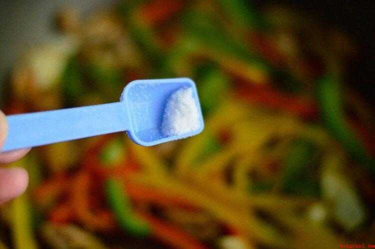 剔骨鸡腿肉怎么做好吃(鸡腿这样做,简单又好吃)