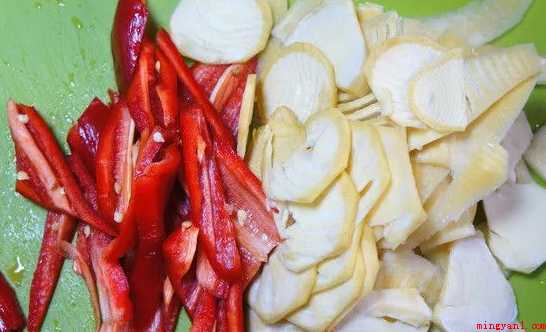 炒牛肉怎么做好吃(严冬食牛肉,有养胃功效,为严冬滋补上品)