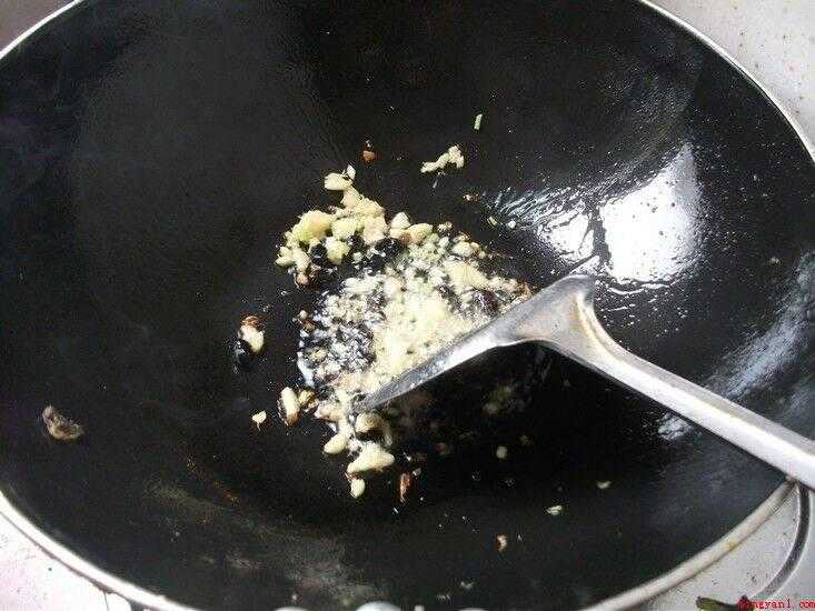草鱼怎么炒好吃(红椒焖的做法,简单又好吃)
