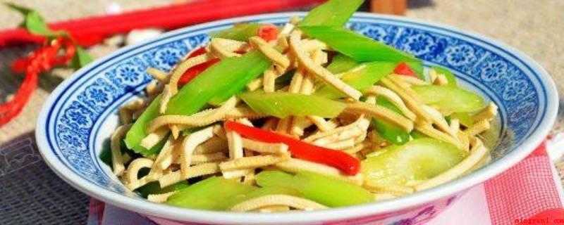 豆腐丝怎么炒好吃又简单（豆腐丝的做法_健康频道）