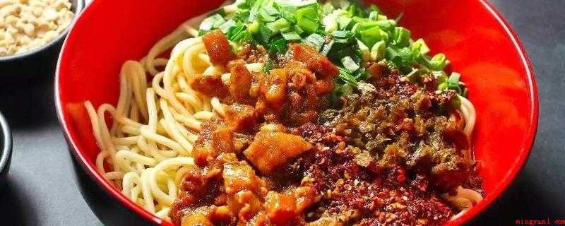 卤面怎么做好吃(湿面条(面条选细扁的那类鲜面条))