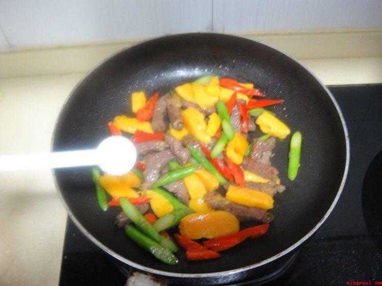 芒笋炒肉怎么做好吃