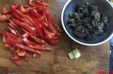 石磺怎么做才好吃(石磺的可食部分是外套膜和腹足)