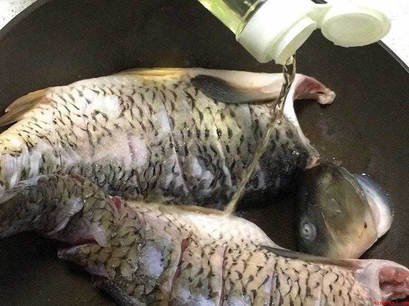 不用油炸的糖醋鱼做法（鲫鱼的做法,简单又好吃）