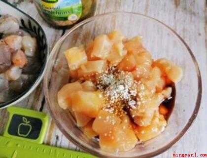 鸡尾虾仁怎么炒好吃(鸡尾青瓜仔的做法_健康频道)