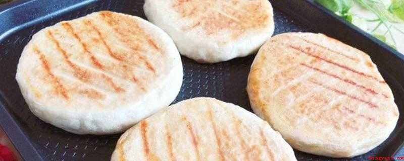 电饼铛做煎饼怎么做(普通面粉500克 酵母5克,温水350克,猪肉泡沫)