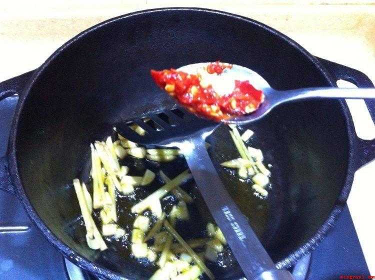 怎么炒鸡杂（鸡杂一副,用料酒腌制约10来分钟）
