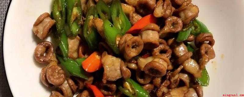 猪小肠怎么炒(猪大肠爆炒最为口味,湘菜一般喜欢爆炒做法,趁热食用非常美味_)