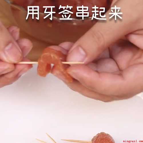 速冻牙签肉炸几分钟(速冻牙签肉炸3~4分钟)