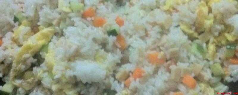 米饭怎么炒好吃（炒饭是常见的一种食物_健康频道）