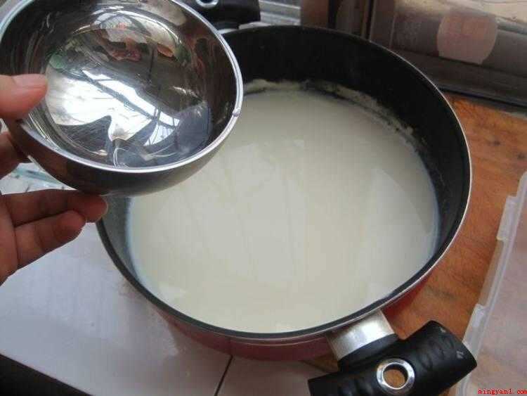 怎样做豆腐脑（大豆90克提早一夜泡开好）