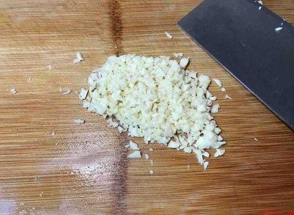 怎么炒蛤蜊(蛤蜊的营养特点有哪些?)