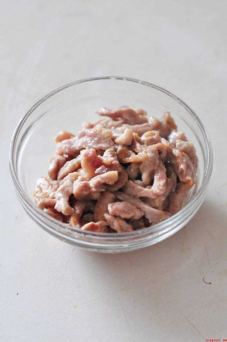 超市买的炒面怎么炒（绿豆芽的做法步骤图,简单又好吃）