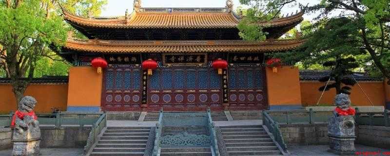 普陀山在哪(普陀山在浙江舟山市,形近苍龙卧海,总面积12)
