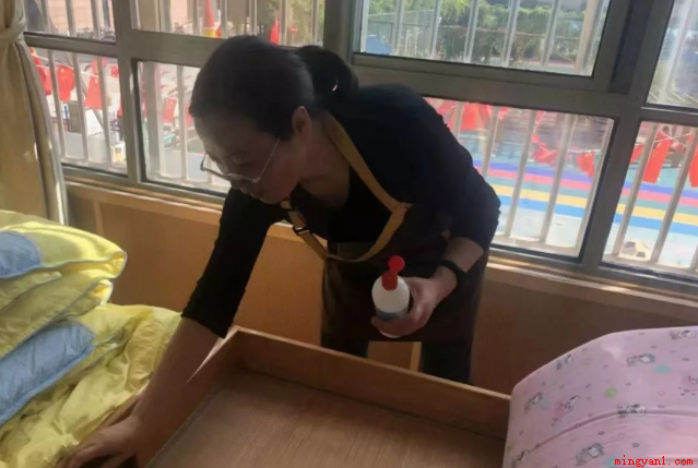 跳蚤怎么彻底消灭?怎么去除跳蚤?(跳蚤如何完全解决?怎么去除跳蚤?)