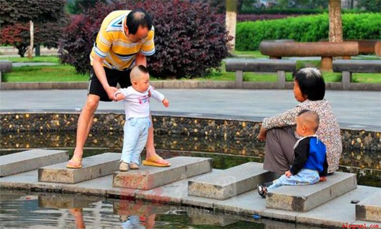 洞房花烛夜、新婚添龙凤、金榜提名时、他乡遇故知、升官又晋爵、
