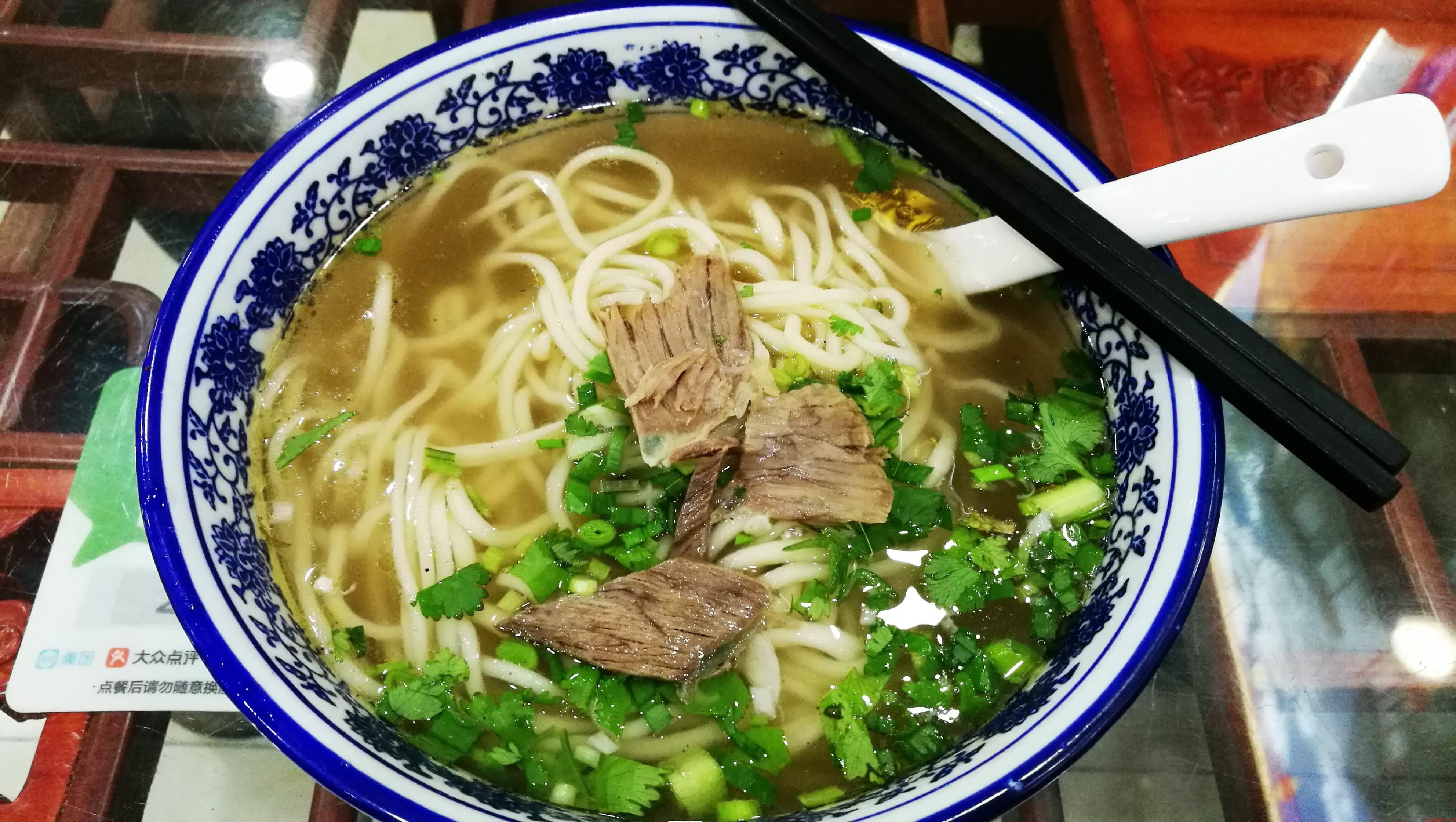 三大饮食巨头是哪三个(沙县小吃;黄焖鸡米;兰州拉面)