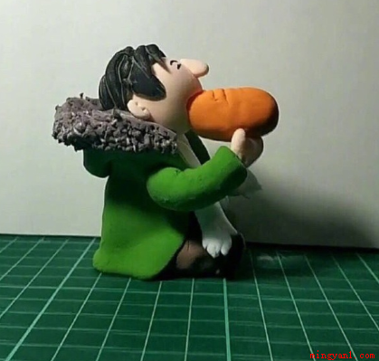 王思聪吃热狗什么梗是什么梗(王思聪:你们别再发我吃热狗的照片了行吗)