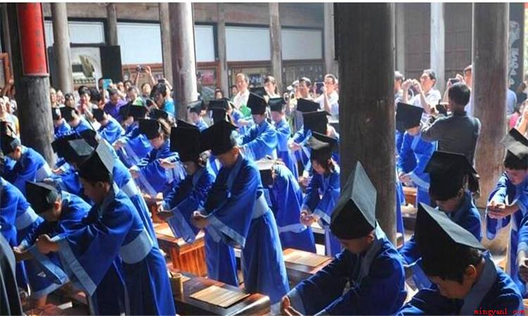 古代六艺指的是哪六种技能(我国古时候,官办学堂要求学生必须掌握六项技能)